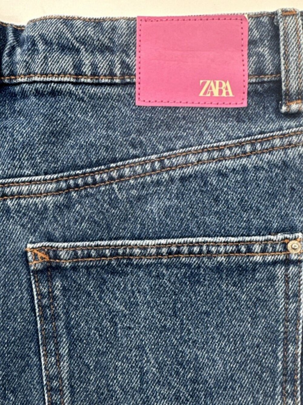 Zara Womens Denim Shorts 6 Blue Cuff Off Raw Hem High Waist Grunge Festival NEW - Picture 11 of 12